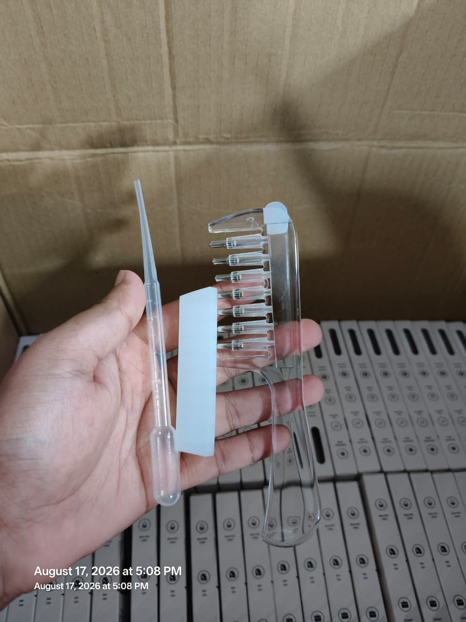 Liquid Applicator Massage Comb